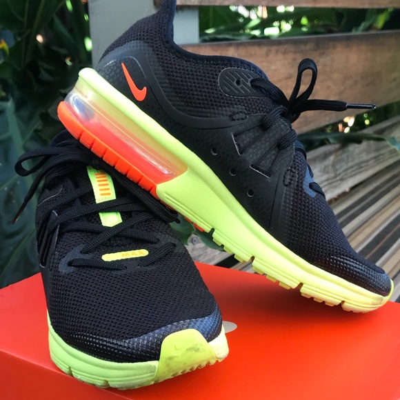Nike Air Max Sequent 3 (GS) 3.5y (womens 5) Nike Free Run 3 (GS) Black Orange